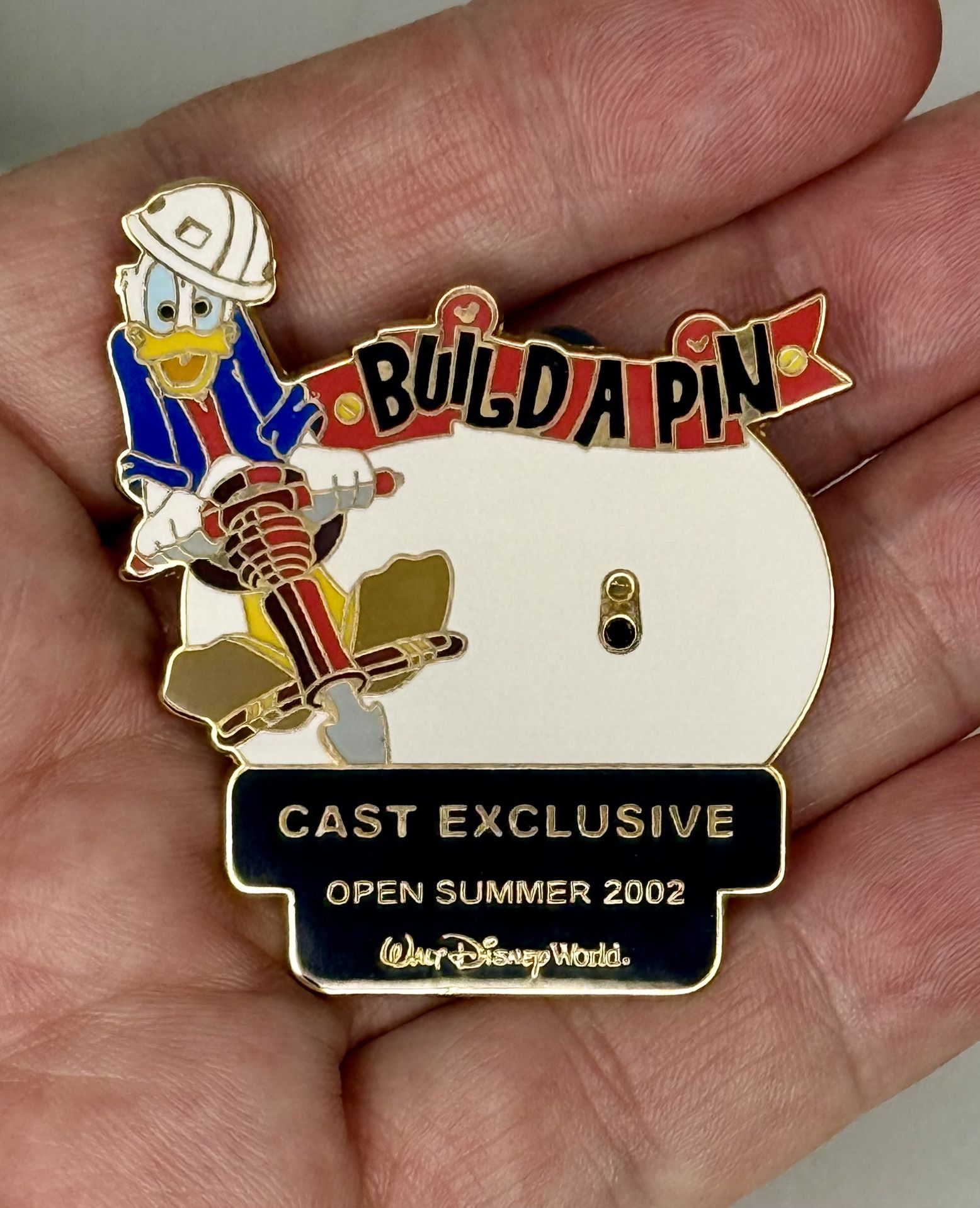 Disney WDW Cast Exclusive Build A Base Donald LE 13115 Pin