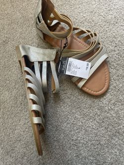 Sandles