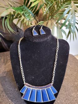 Paparazzi... Hundreds Of Really Nice Peices Cheap...