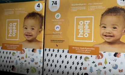 Hello Bello Size 4  ( 74) ( 2 Box)