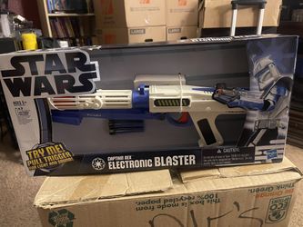 New Hasbro Star Wars Clone Trooper Electronic Nerf Blaster Captain Rex Darts