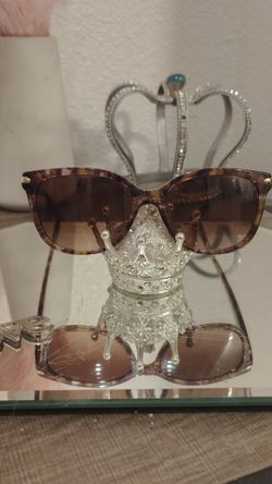 COACH HC7187 94848G Cdp56 Gold Smoke Grey Gradient 53 mm Women's Sunglasses
