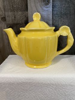 Pottery Teapot Lemon Yellow Rosette Floral Flower Lid VTG 40s USA