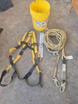 Bucket of Safe-Tie / Roofing Fall Protection Kit – Used