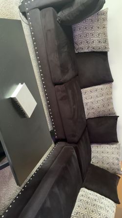 Black 2 piece sectional