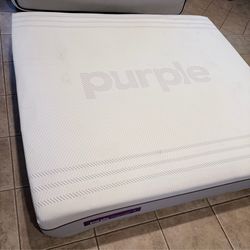 King Size mattress bed