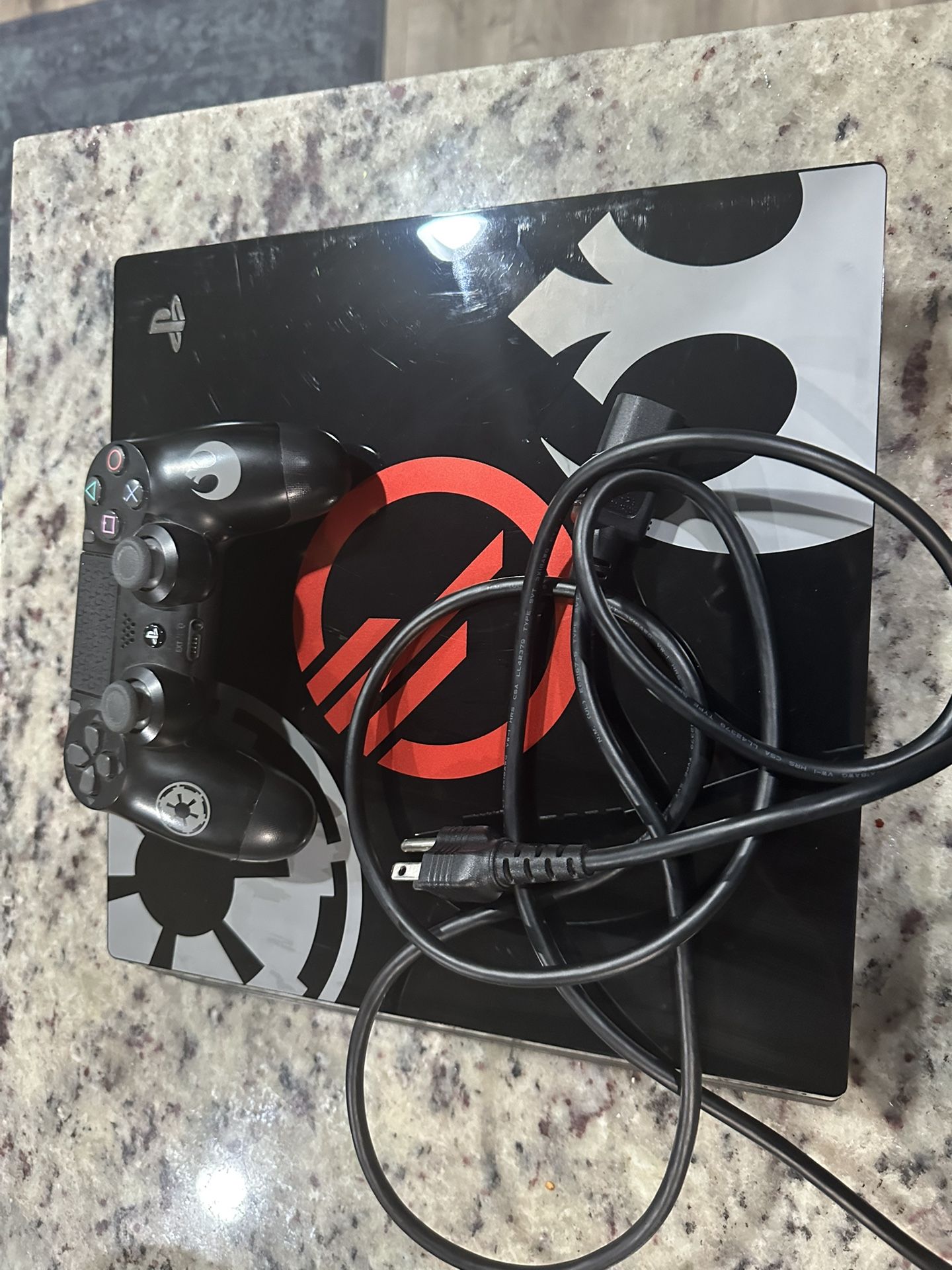 PS4 PRO BATTLEFRONT 2 EDITION