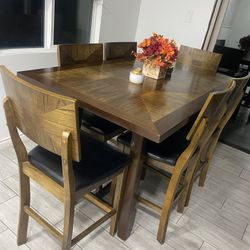 Dinning Table