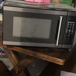 Walmart Countertop Microwave – Black 