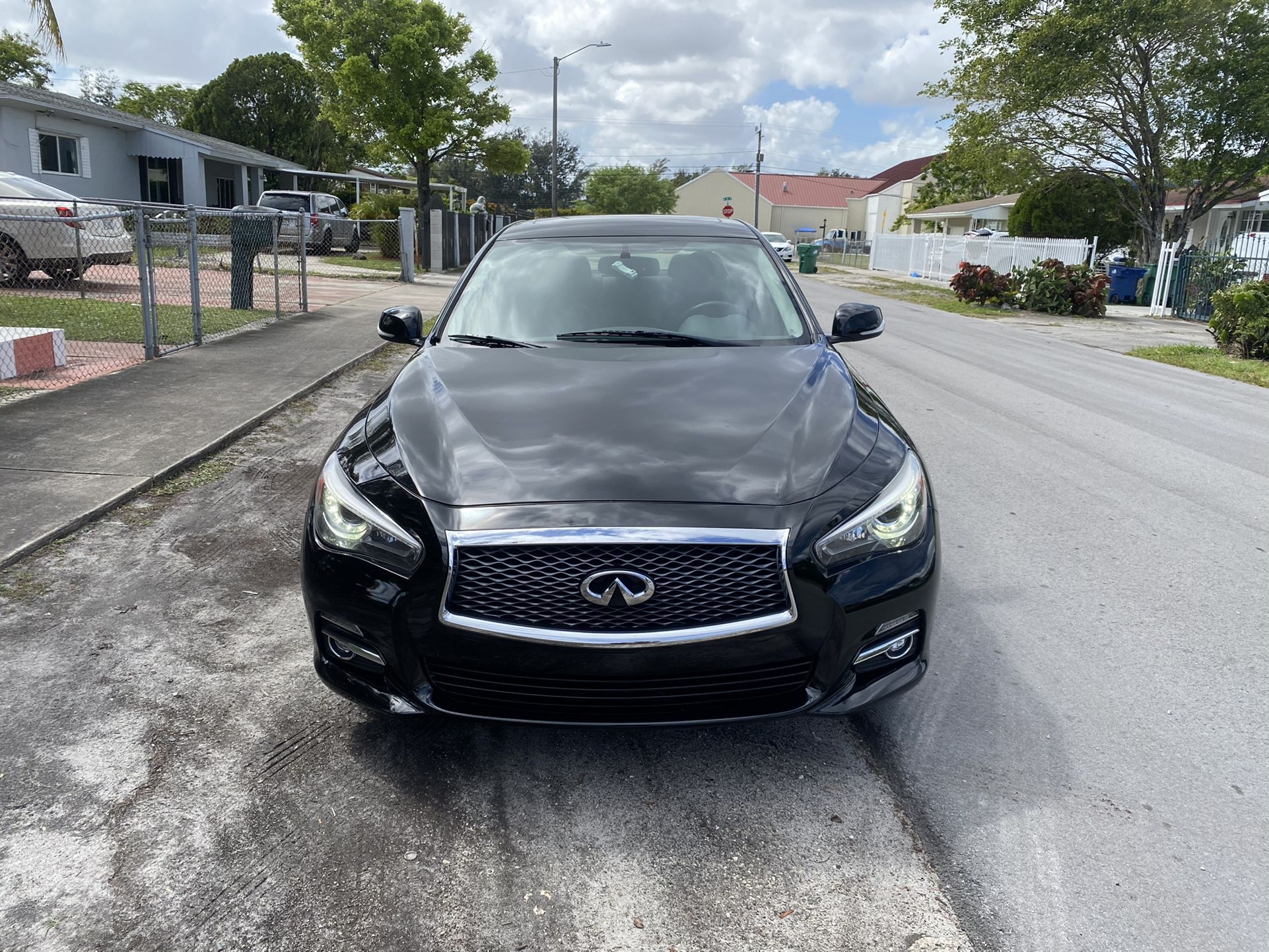 2016 Infiniti Q50