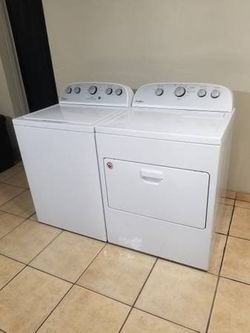Whirlpool Washer and Electric Dryer Set