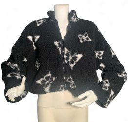 Black Sherpa Cropped Zip-Up Jacket