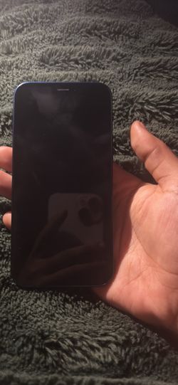 iphone 12 (locked)