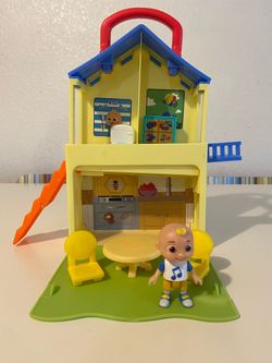 CoComelon Pop N’ Play House Playset