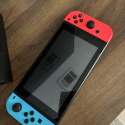 Nintendo Switch + Nintendo Switch Lite + Mario Kart 8 For Sale!
