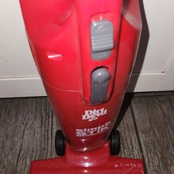 Mini dirt devil vacuum