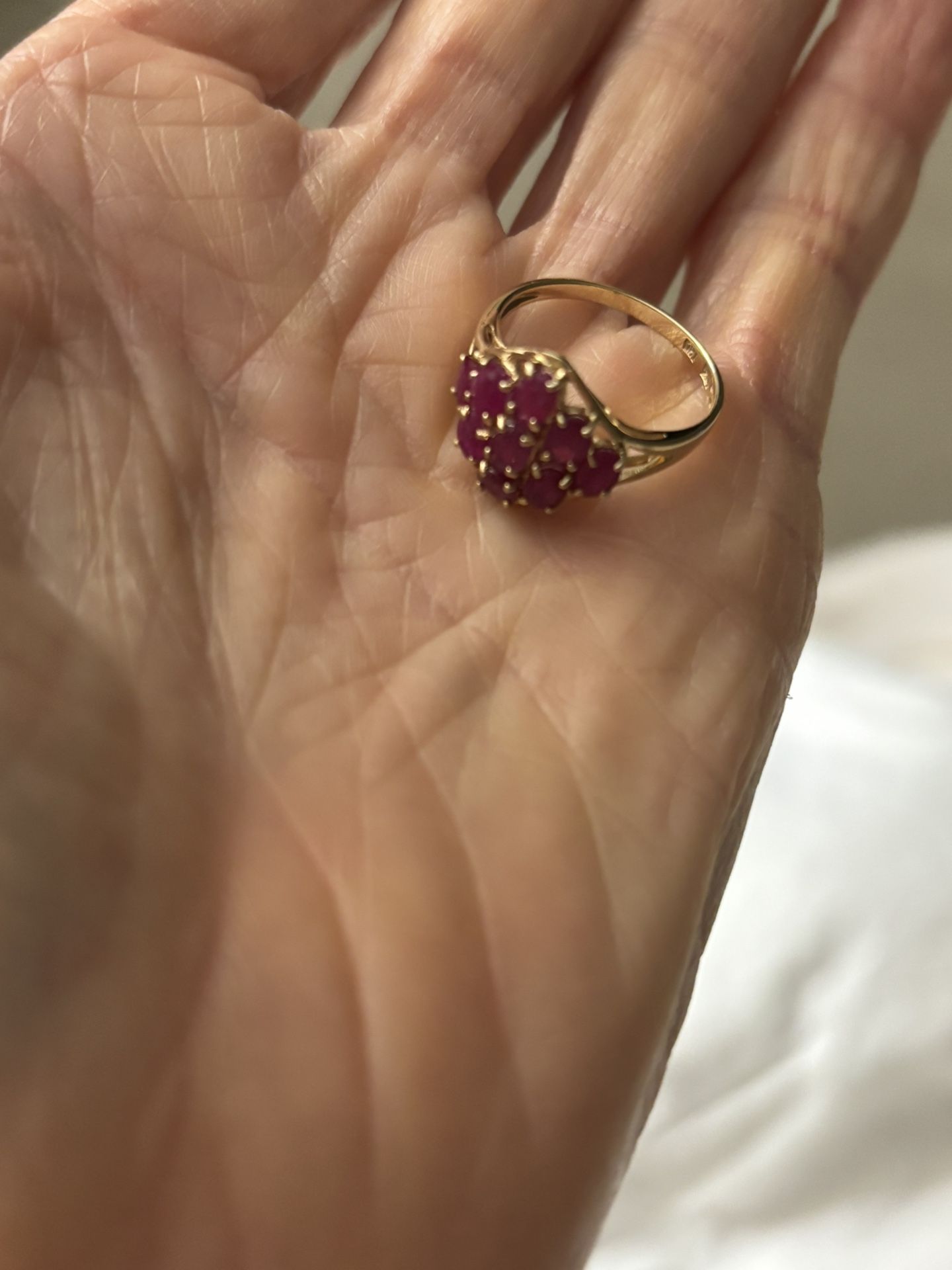 10k Gold Ruby Cluster Ring