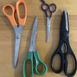 4 pairs of Scissors