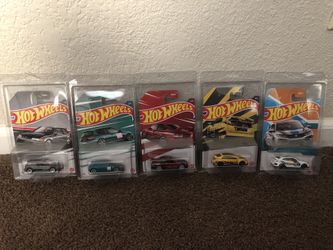 2022 HotWheels Exclusive Set For Honda’s 1-5 With protectors 