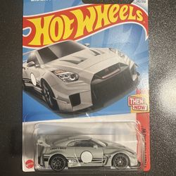 Hot Wheels Nissan
