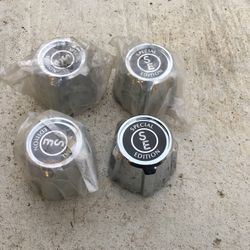 4 Wheel Caps Plastic