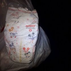 Diapers From Size One To Fours In Bag An In Box Can't Use Them Only Asking For 15 Dollars Or Best Offer