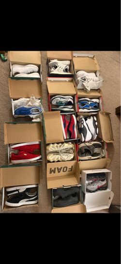 YEEZYS JORDANS NIKE PUMAS ADIDAS