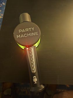 PARTY MACHINE MICROPHONR,GREAT FOR YOUR PARTY AND OTHET EVENTS