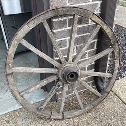 Antique Wagon Wheel
