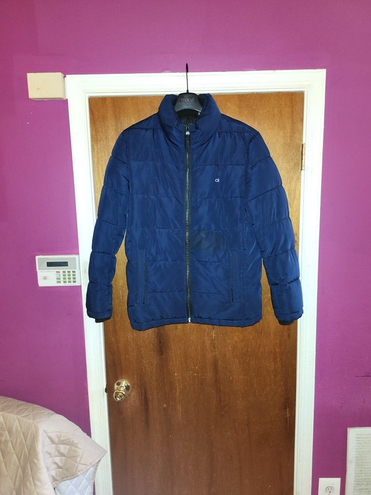 ALMOST NEW AUTHENTIC CALVIN KLEIN 0 DEGREE WARMTH FACTOR DUAL LAYERED BUBBLE JACKET.