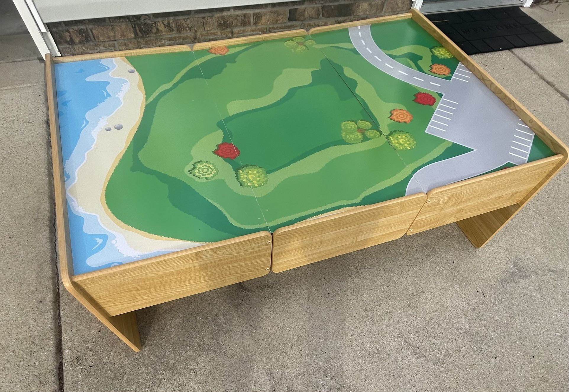 Child’s Play Table $15