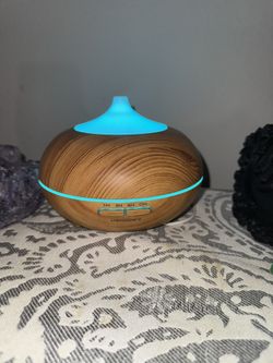 Essential oil diffuser