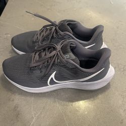 Nike Air Zoom Pegasus Running Shoe