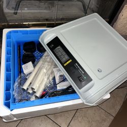 Egg incubator/Incubator