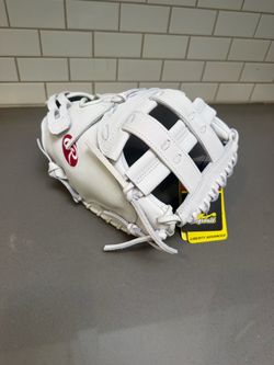 New- Rawlings Liberty Advanced Fastpitch Catcher's Mitt: 🥎