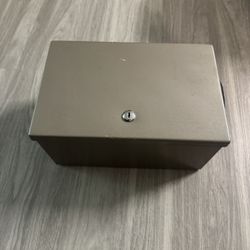 Heavy Duty Lock Box with Key