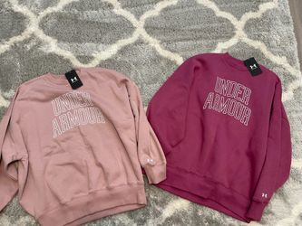 Womens under armour sweaters size M