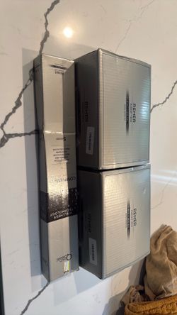 Remer shower dial and shower arm.