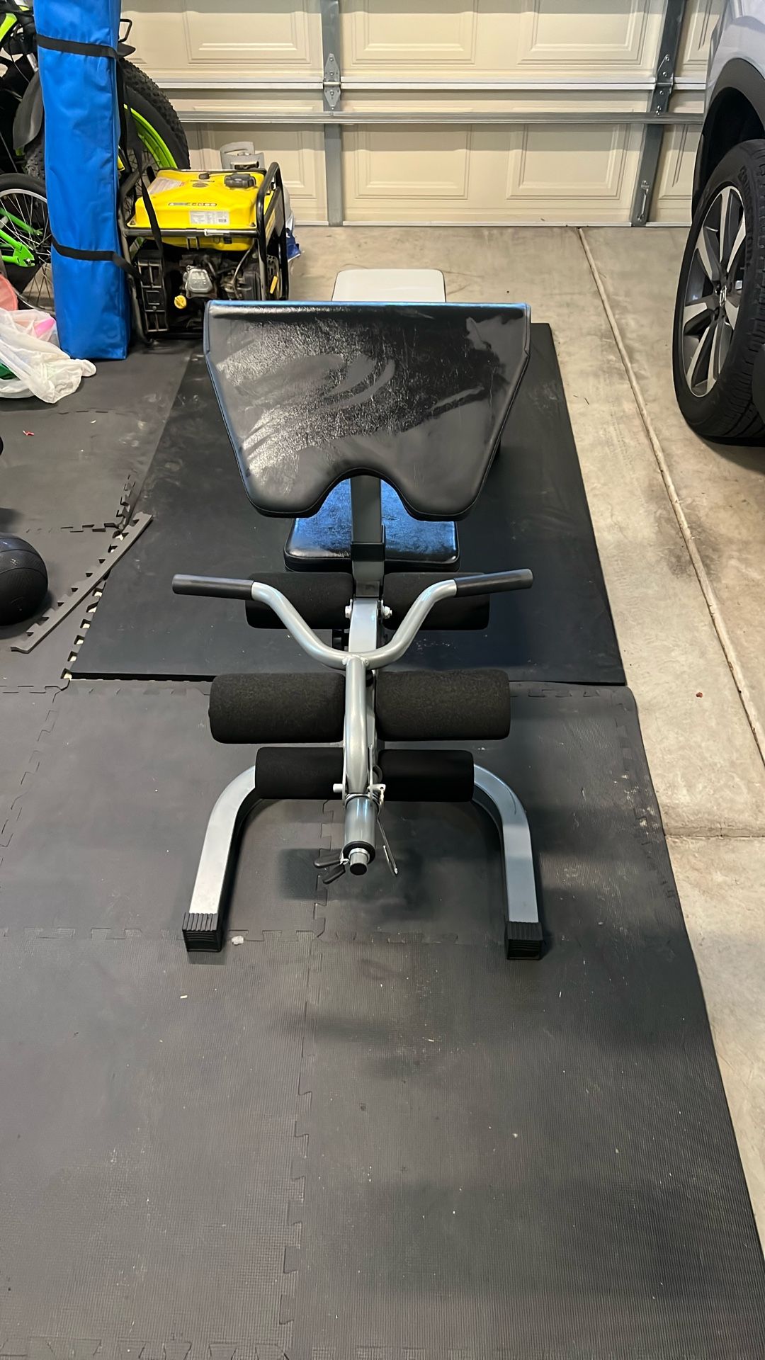 Bench With Preacher Curl/leg Extension Attachments
