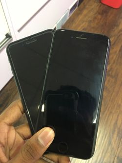 iPhone 7 128GB / 32GB Unlocked