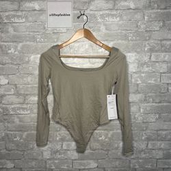 Lululemon Nulu Square Neck Bodysuit Long Sleeve Thong Cut NWT Size Medium (RVSN)