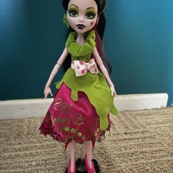 Monster High Vampire Position Apple