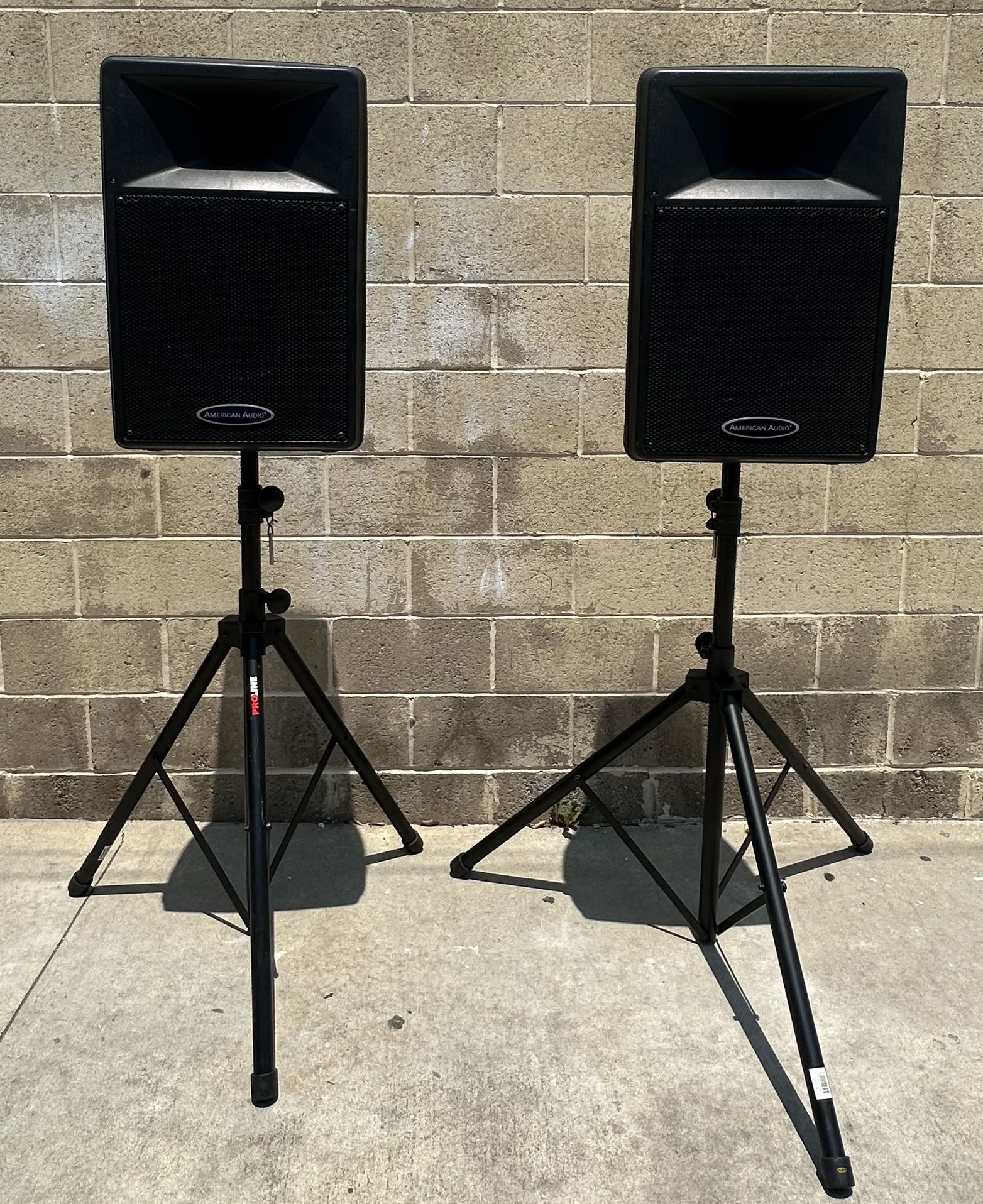 American Audio Passive Speaker 15s With Stands