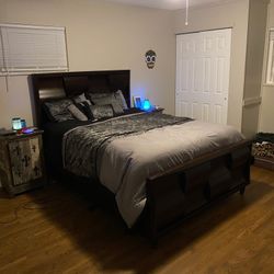 Full Size Bed - Frame and Mattress!