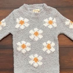 Little Girls Clothes Emma & Elsa Fuzzy Grey Sweater With A White And Yellowish-Orange Daisy Pattern size 5T