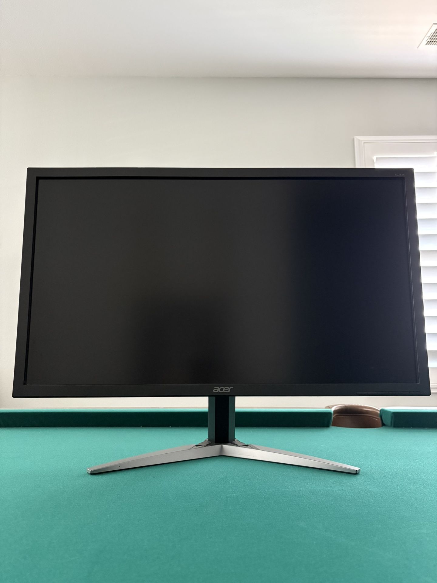 ASUS 28” Gaming Monitor