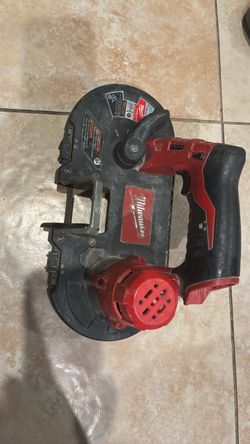 Milwaukee M12 bandsaw