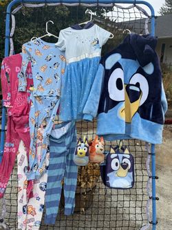 Bluey clothes. Size 10 girls