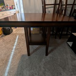 Beautiful High Top Table And 4 Chairs 