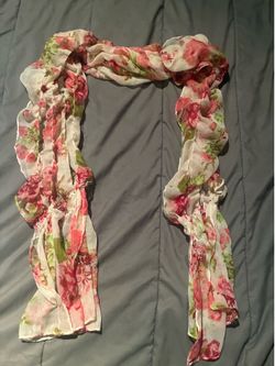 rue21 Women's Sheer Floral Print Lightweight Scarf